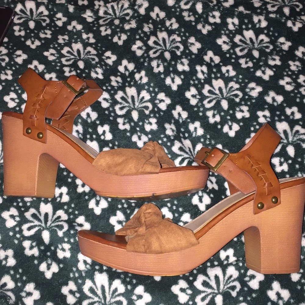 Spring wedges for sale!!